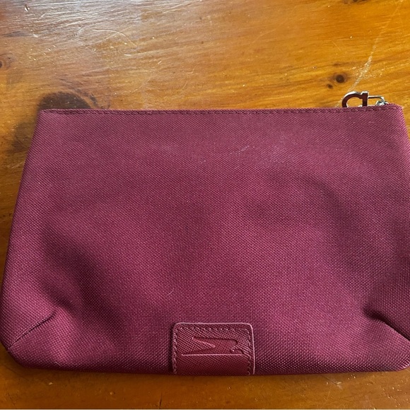 Salvatore Ferragamo MaroonTravel Bag. Cosmetic Clutch Designer - Picture 4 of 11